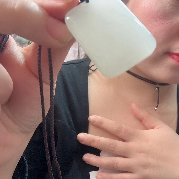 石英质玉颈饰未镶嵌3