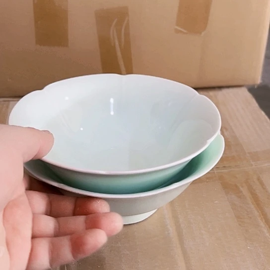 景德镇瓷器精品葵口面碗