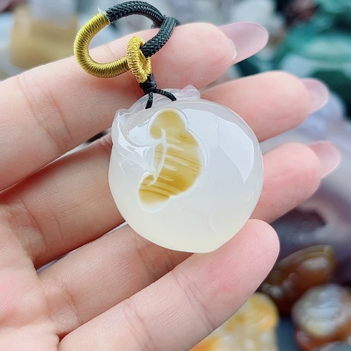 未镶嵌玛瑙手饰吊坠