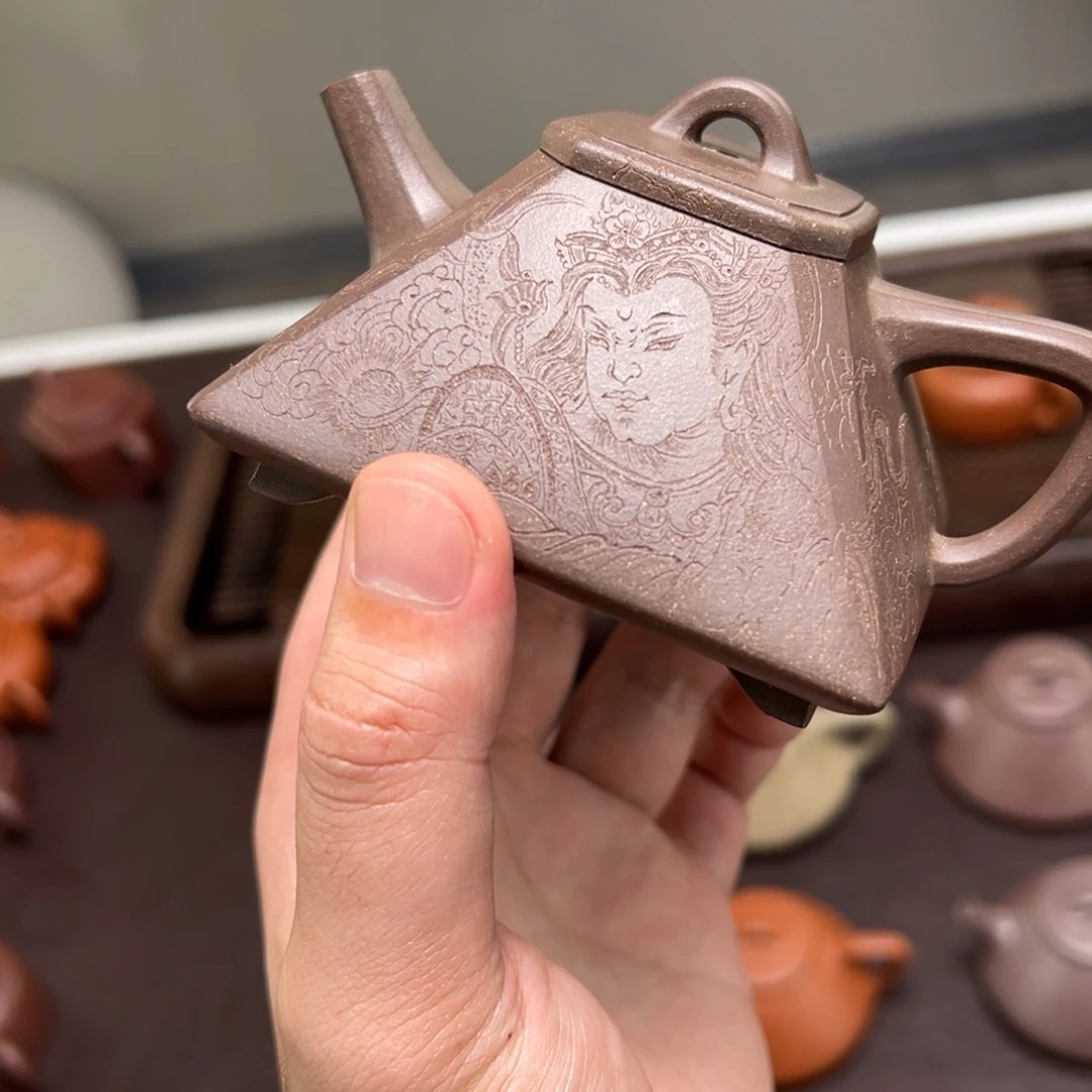 L***o茶壶紫砂宜兴紫砂壶的制作