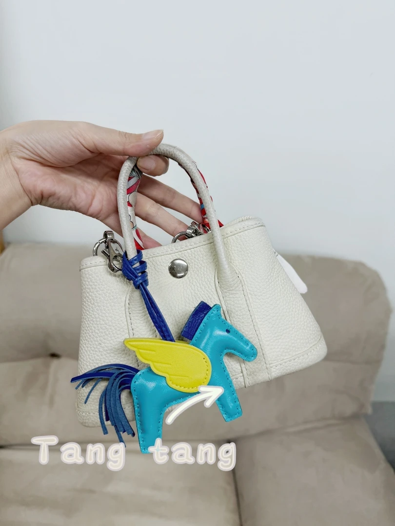 D 化妆包 时尚出门出游单肩腋下包斜挎包