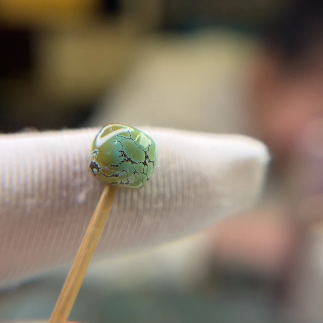 绿松石未镶嵌珠宝奇石8.6