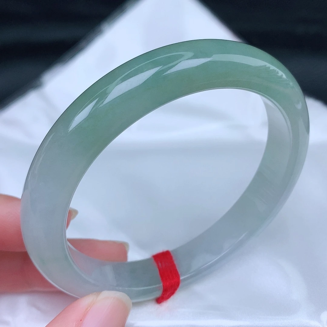 未镶嵌手镯翡翠天然