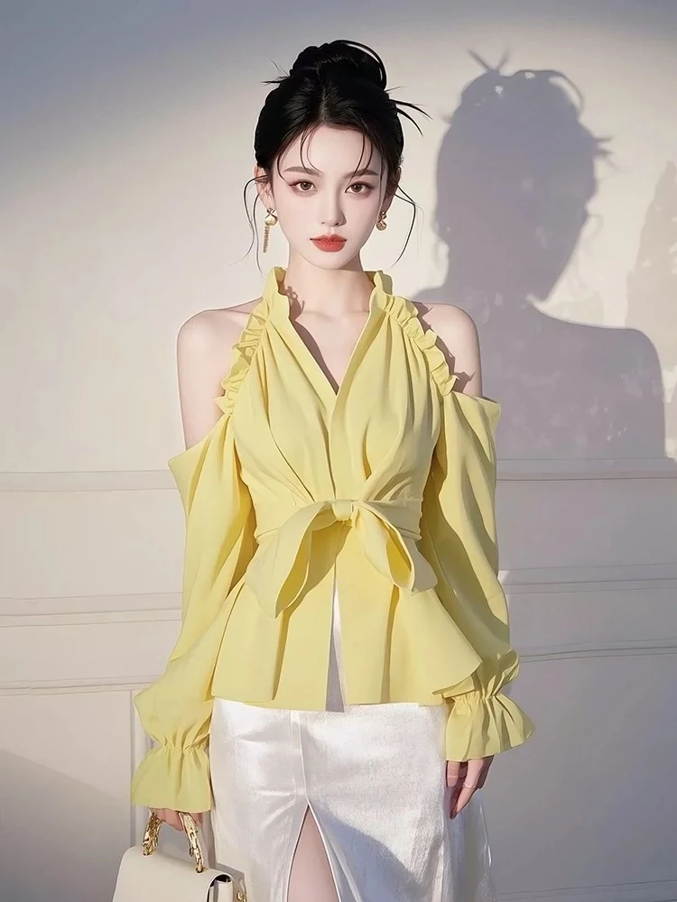 2025女春款黄色露肩蝴蝶结衬衫独特超好看单穿高级小众不撞款上衣