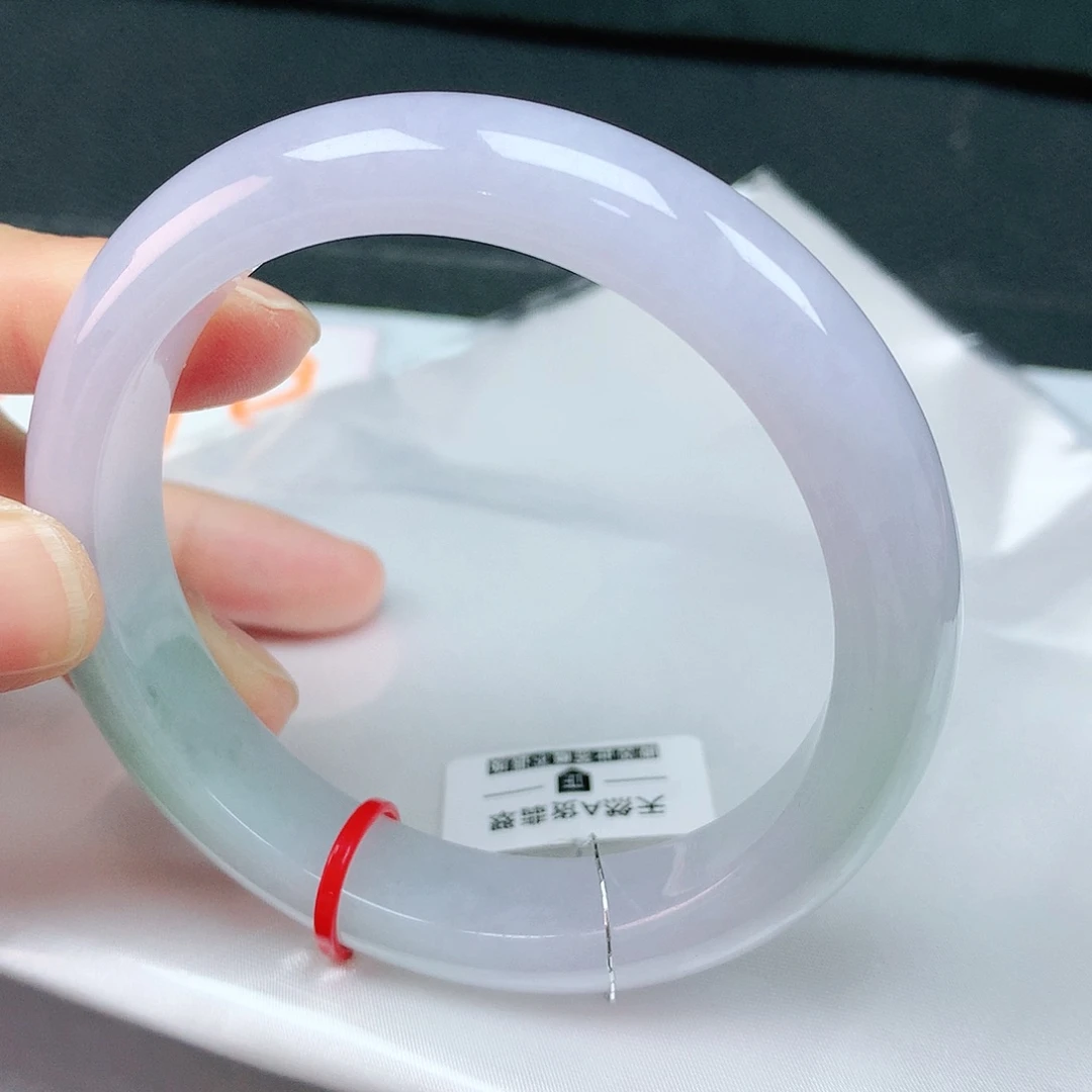 翡翠手镯未镶嵌56+圈