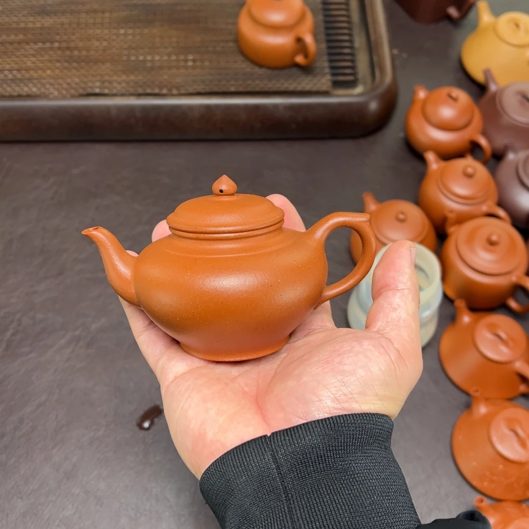 茶壶紫砂汽修厂和机械设备