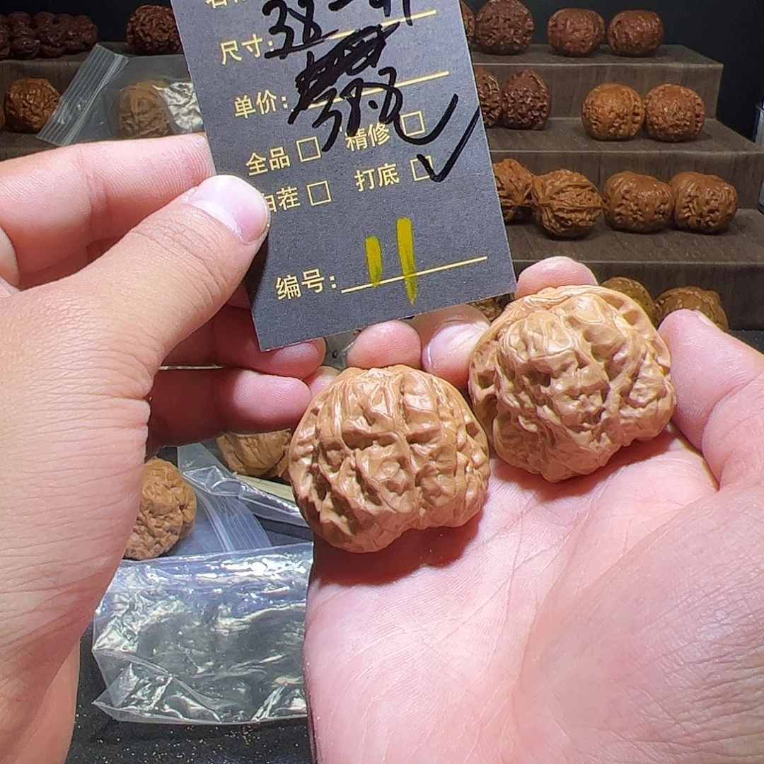 文玩核桃把件11刘嘉玲具体来讲