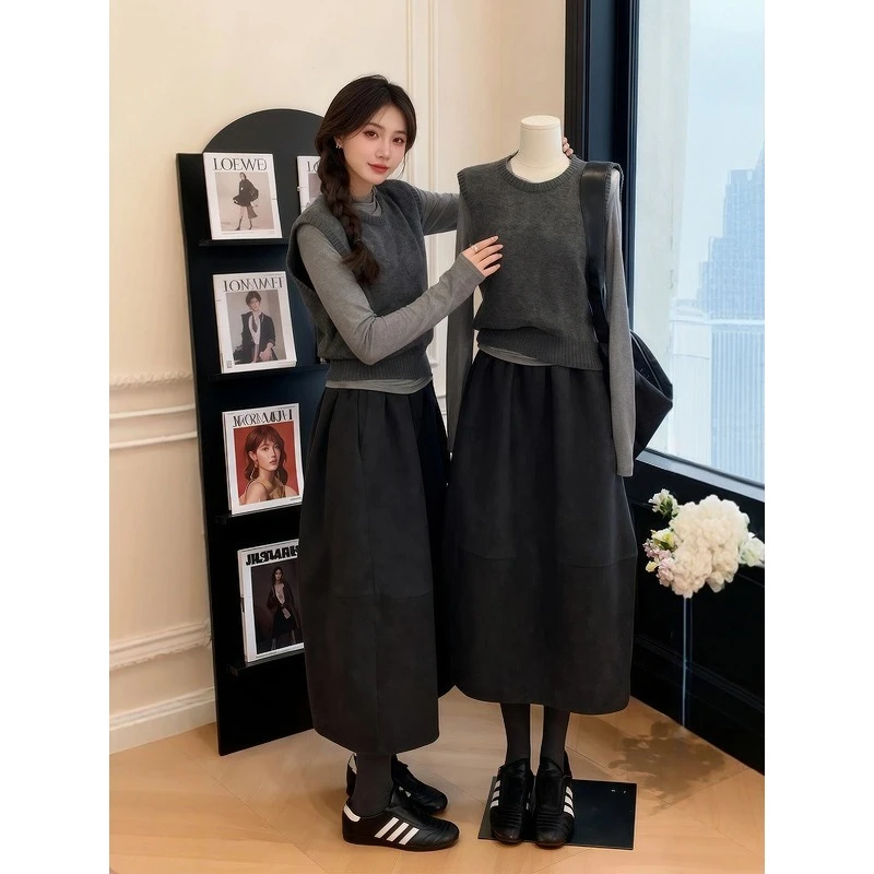 2025新款冬季穿搭一整套针织马甲打底衫半身裙松弛好看三件套装女