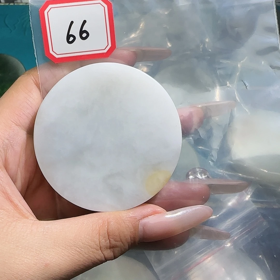 和田玉未镶嵌珠宝半成品
