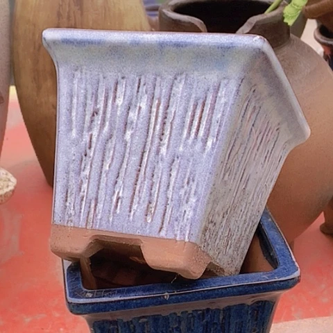 紫砂花盆口14.5高度12.5瑕疵