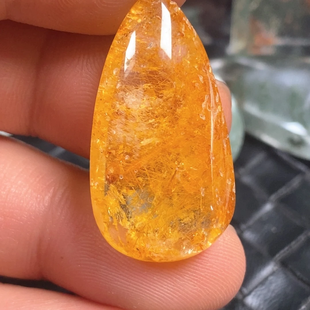 未镶嵌颈饰水晶水晶