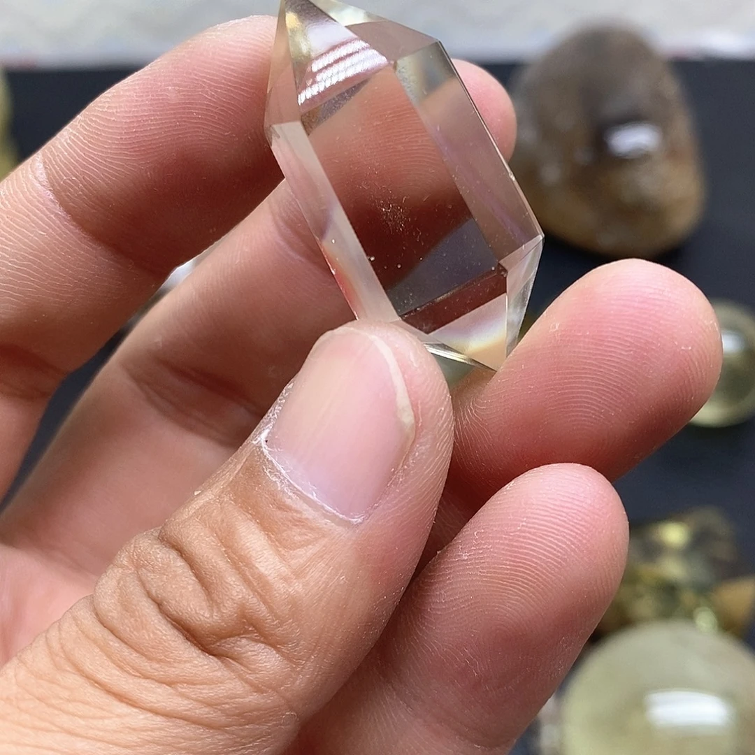 未镶嵌珠宝半成品水晶190水晶石