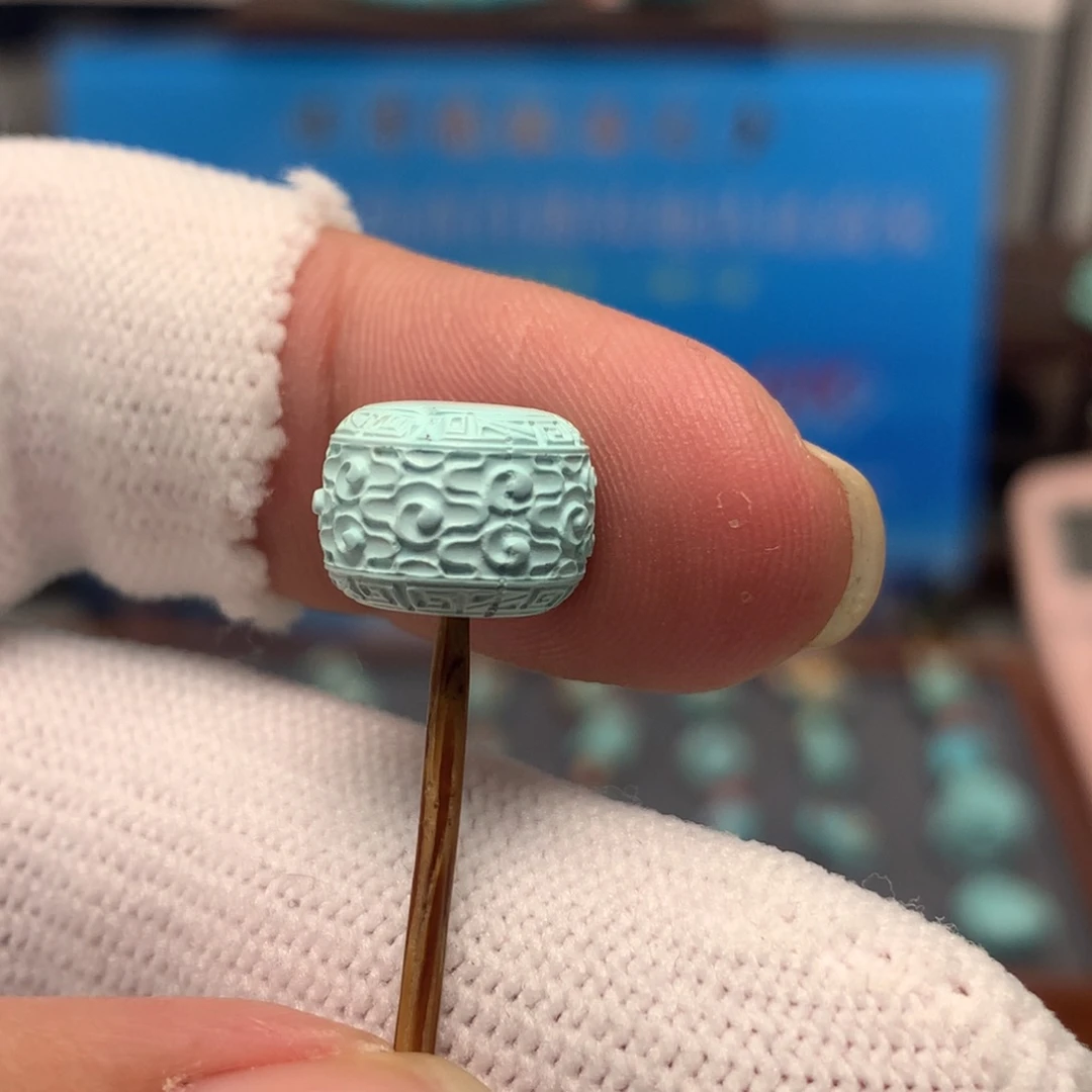 绿松石未镶嵌挂件