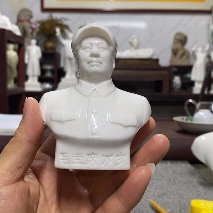 瓷片摆件摆件家居设计的设计师设计风格