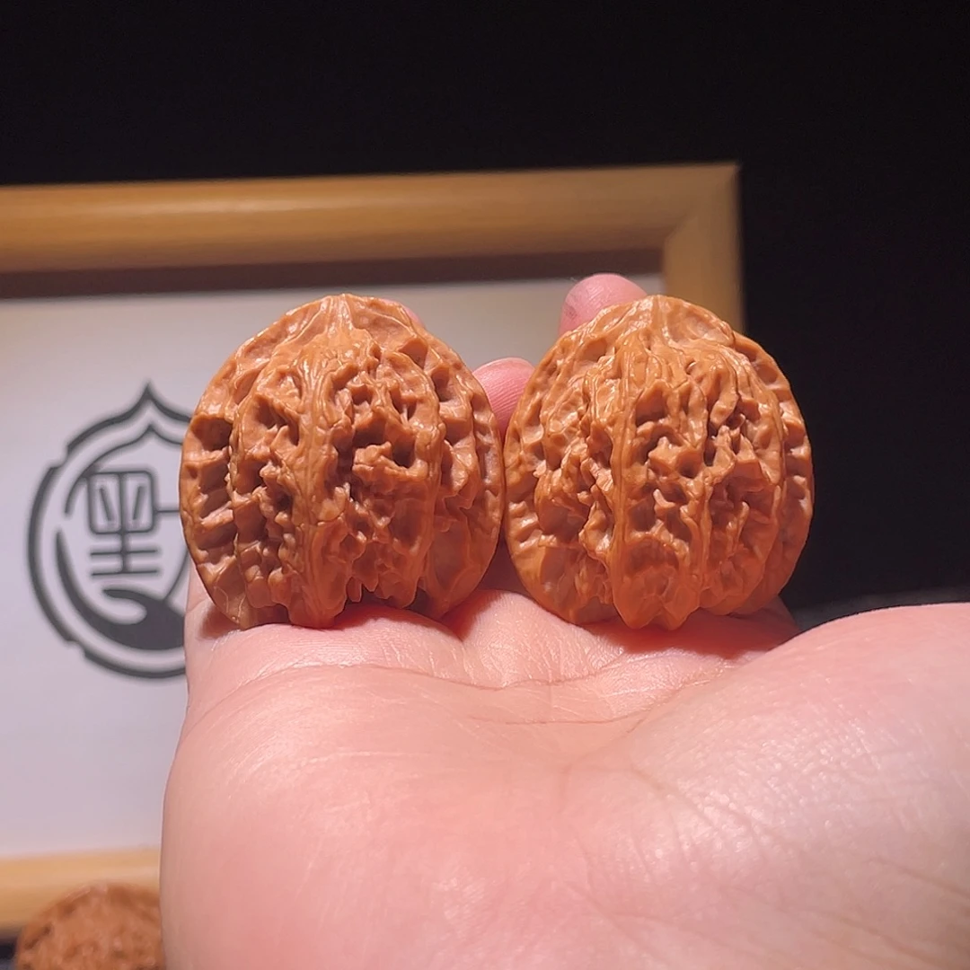 N***彬文玩核桃把件39全品苹果园