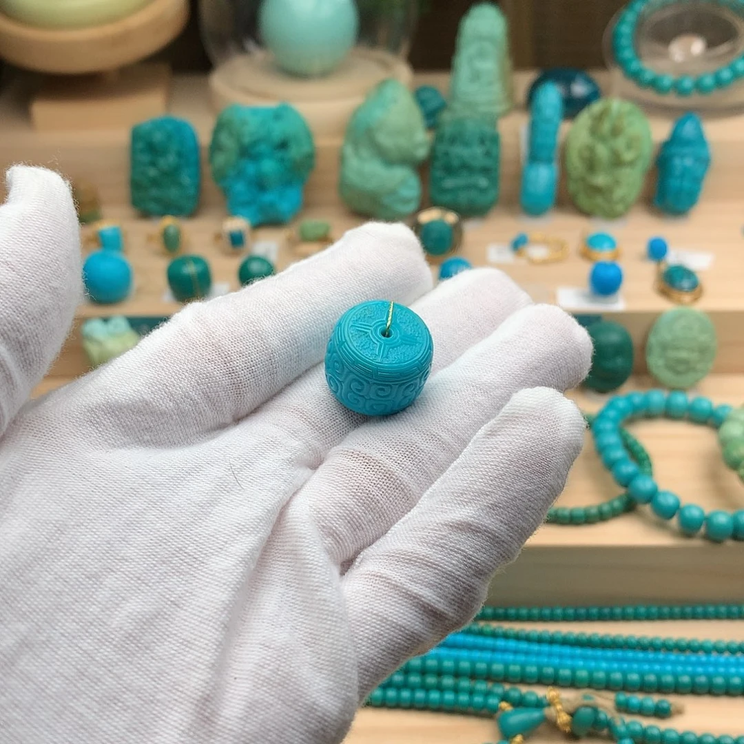 绿松石18K金镶嵌珠宝奇石