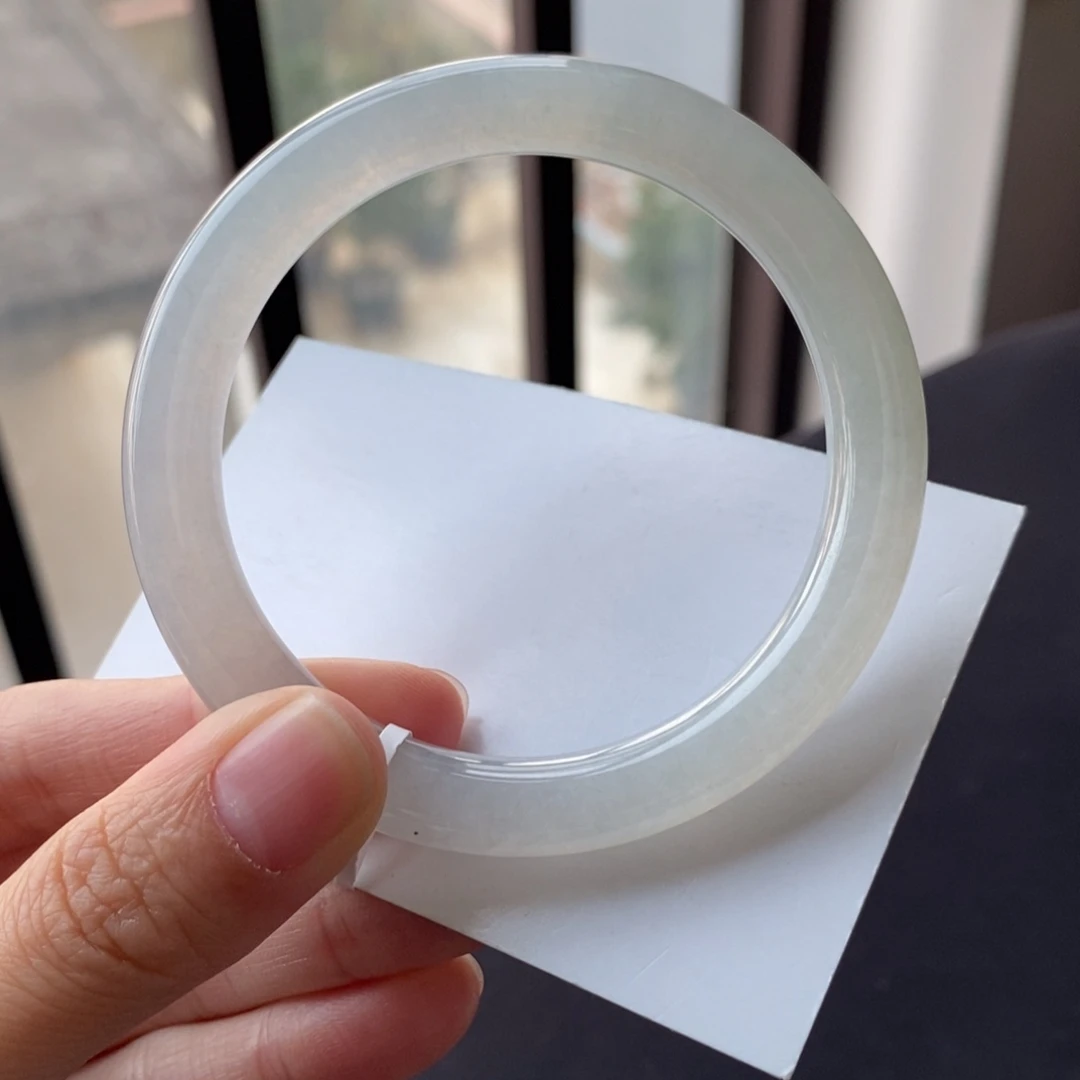 翡翠未镶嵌手镯56.1圆条冰晴水