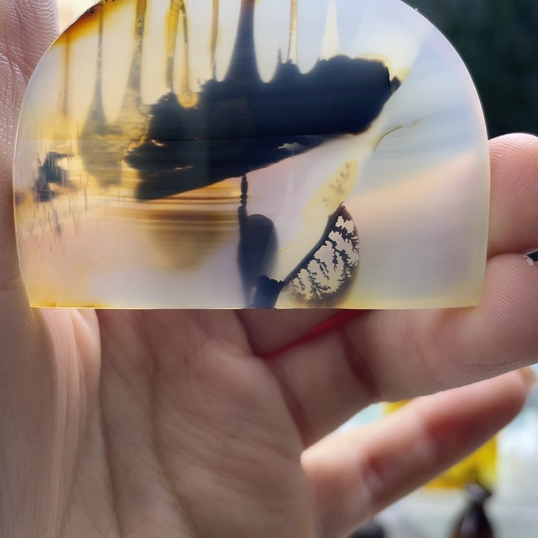 玛瑙/玉髓未镶嵌珠宝奇石