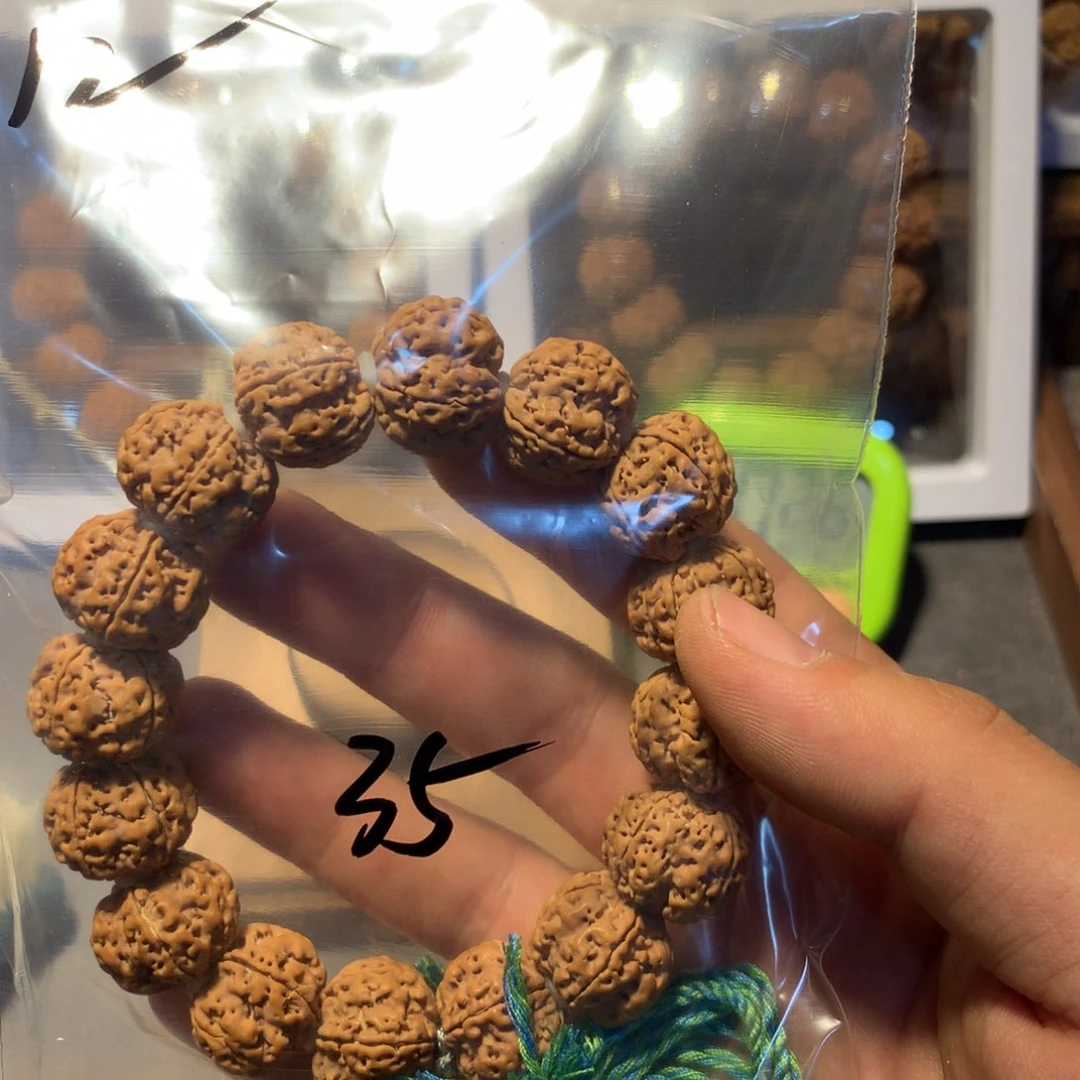 金刚菩提吊坠?***?12。svdvscw