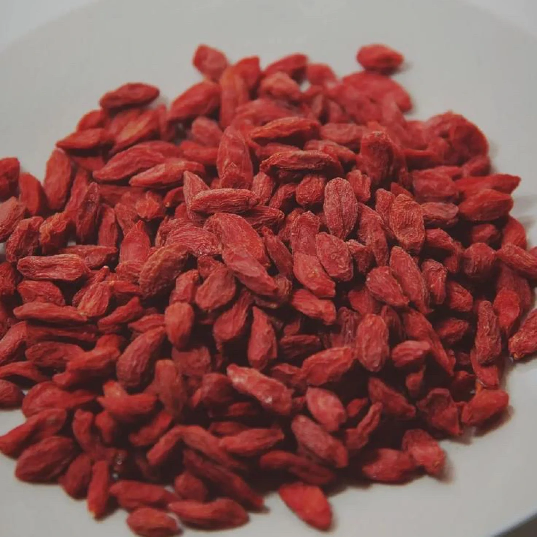 头茬大颗粒红枸杞可泡茶干吃营养丰富