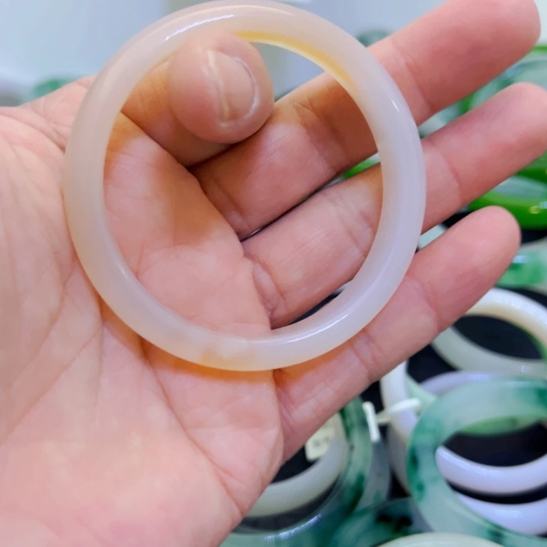 非金属美人镯55圈口