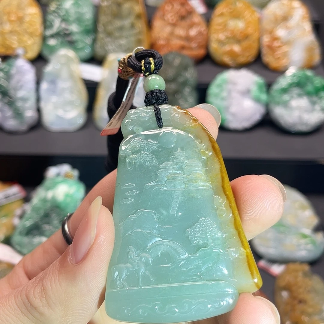 翡翠未镶嵌挂件腾冲