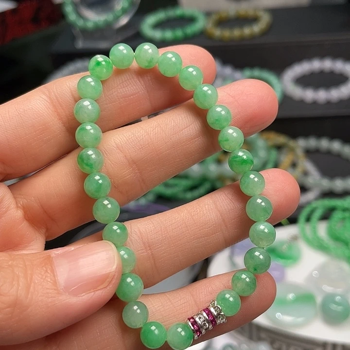 翡翠未镶嵌手链卡6+果绿飘花手串