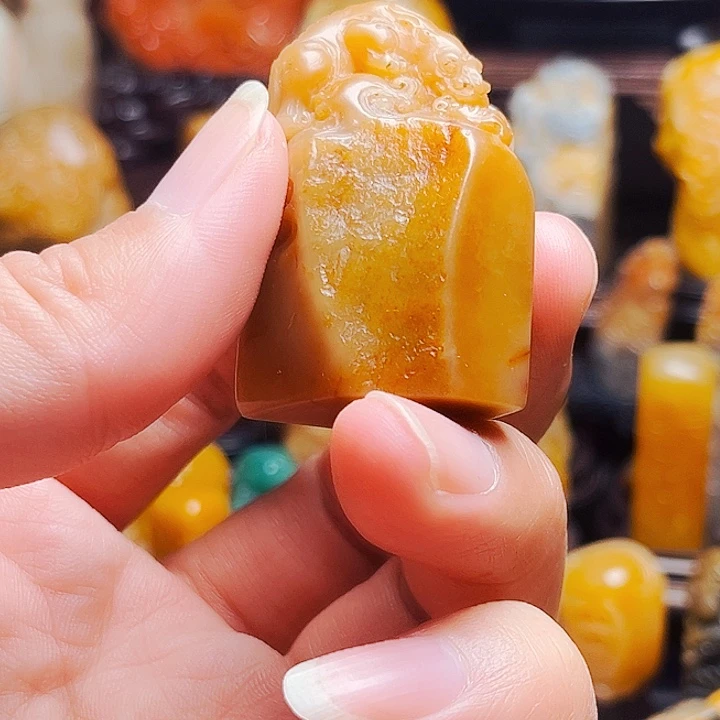 印石寿山石寿山石田黄随形章。