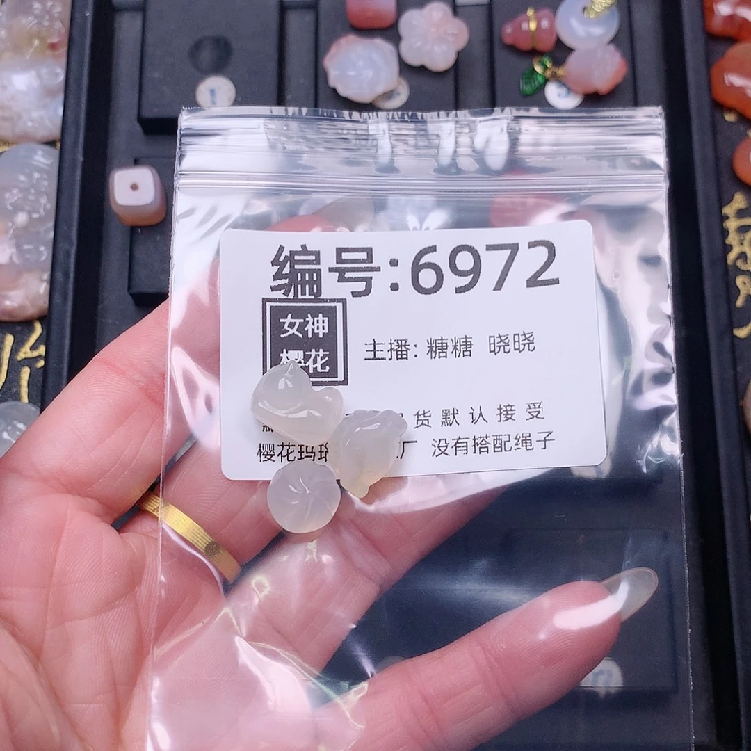 玛瑙/玉髓颈饰合金嘎*