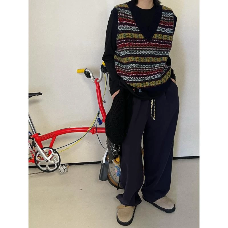 正反两穿美丽诺全羊毛马甲 J24M420