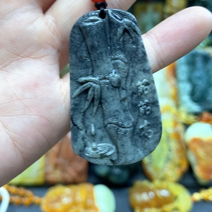 蛇纹石玉合金颈饰