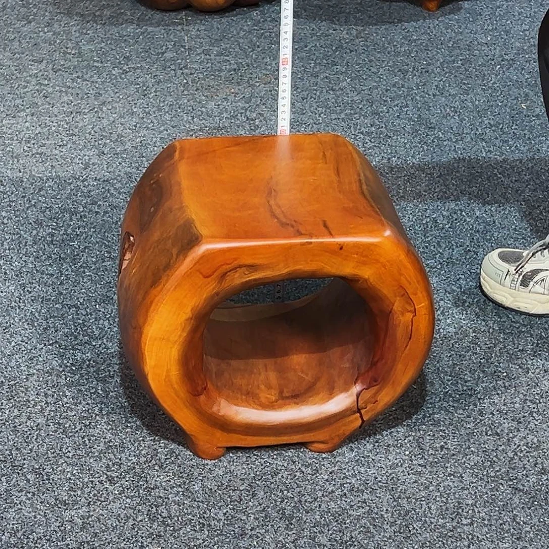 22 号香樟木尺寸：35-32-30cm