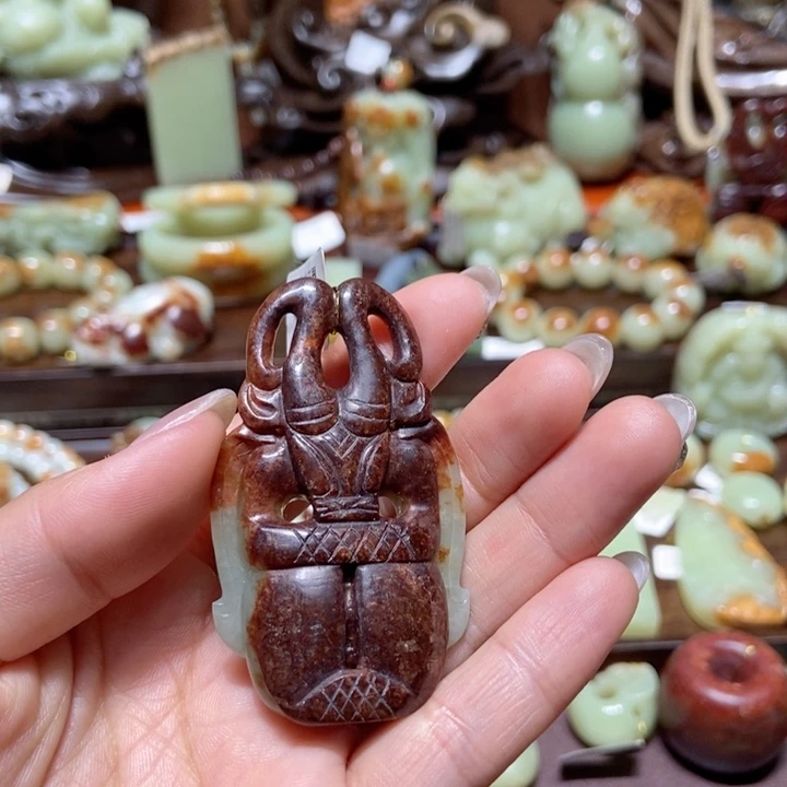 岫岩河磨玉（透闪石质玉）挂件未镶嵌阿*