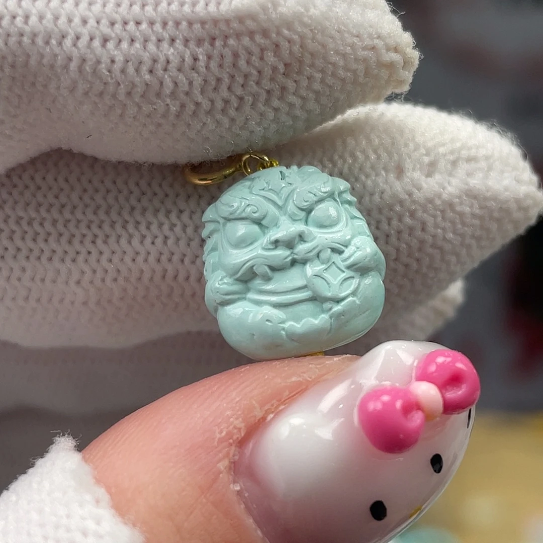 绿松石未镶嵌挂件