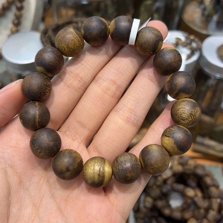 沉香碎屑沉香1.4圆珠