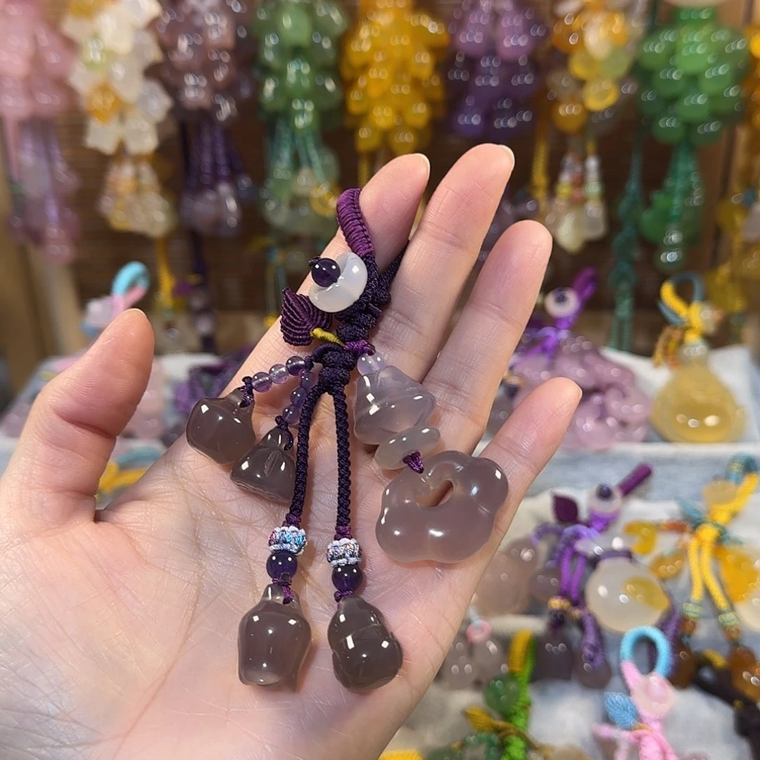 玛瑙/玉髓未镶嵌钥匙挂件