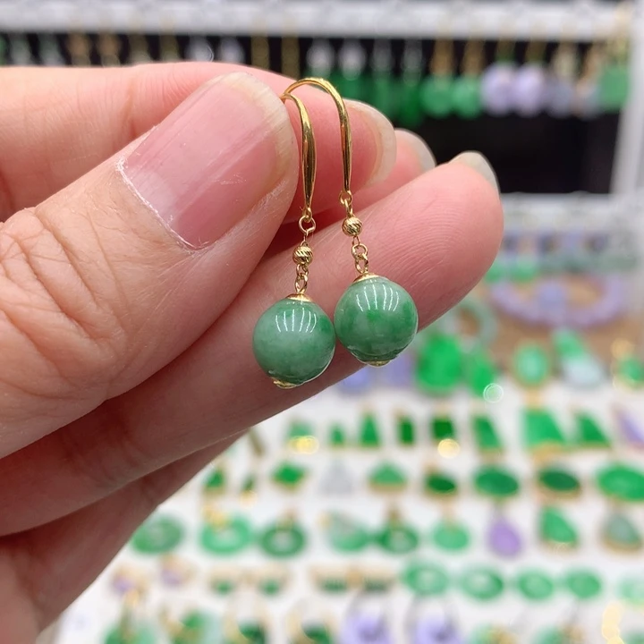 翡翠18K金镶嵌耳饰