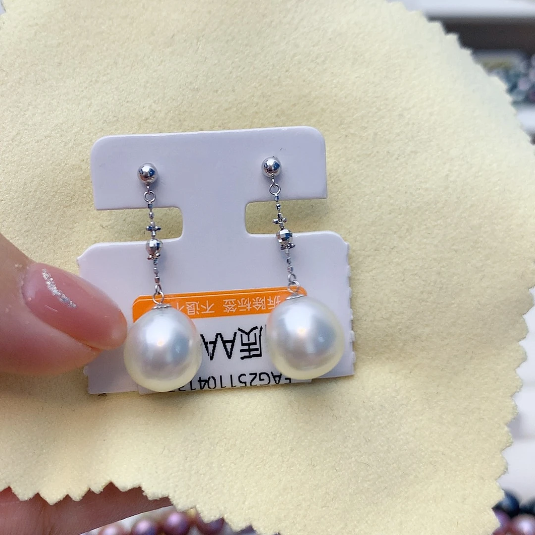 海水珍珠耳饰18K金镶嵌w55