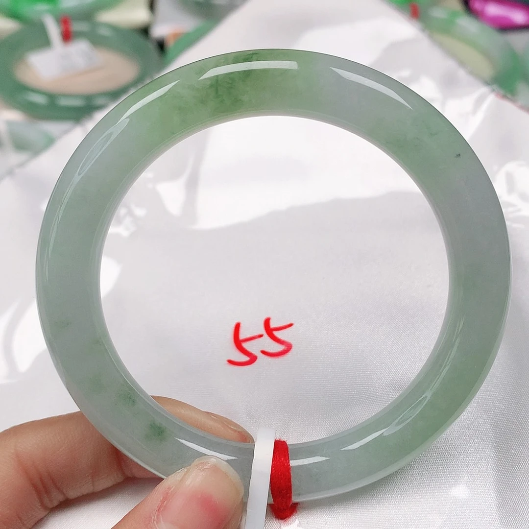 翡翠手镯（圆镯）未镶嵌天然翡翠手镯55