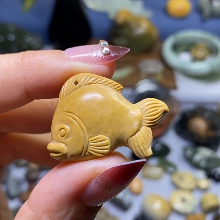 岫岩河磨玉（透闪石质玉）未镶嵌挂件