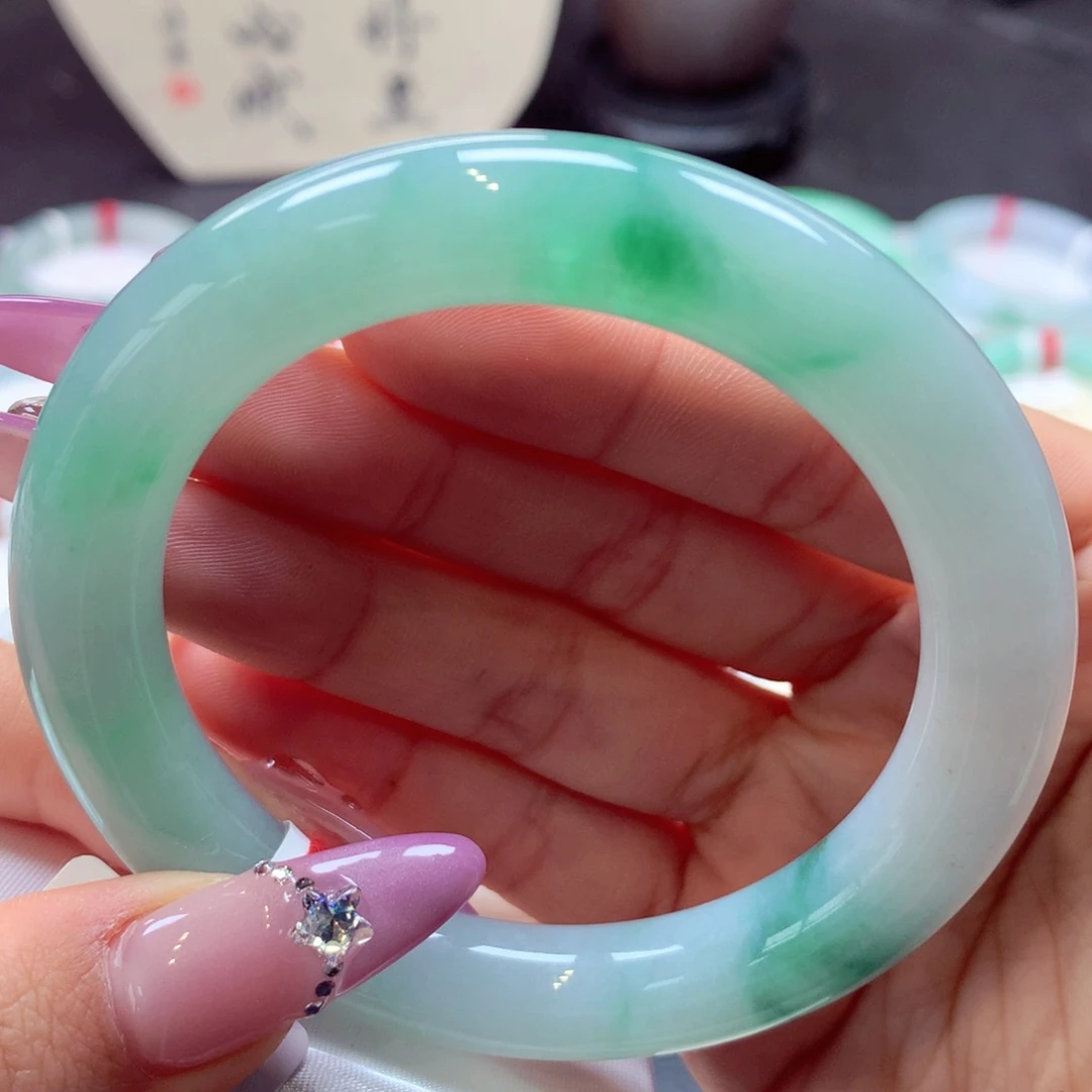 翡翠手镯未镶嵌圆条39号66