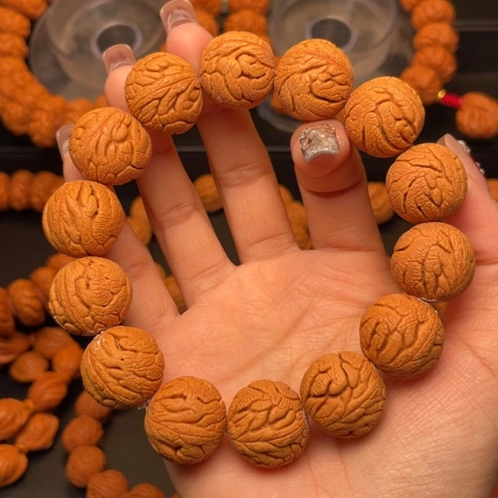 桃核手串福利龙珠（8号链接）