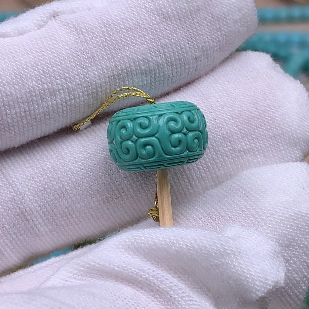 绿松石未镶嵌珠宝奇石14.5