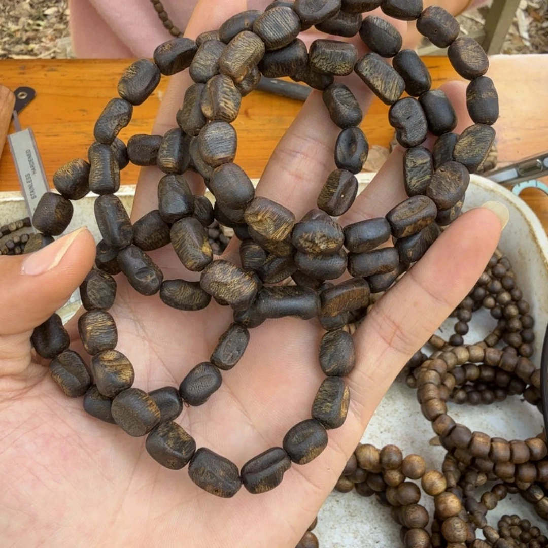 沉香手串单圈沉水大留疤7克多样性发一