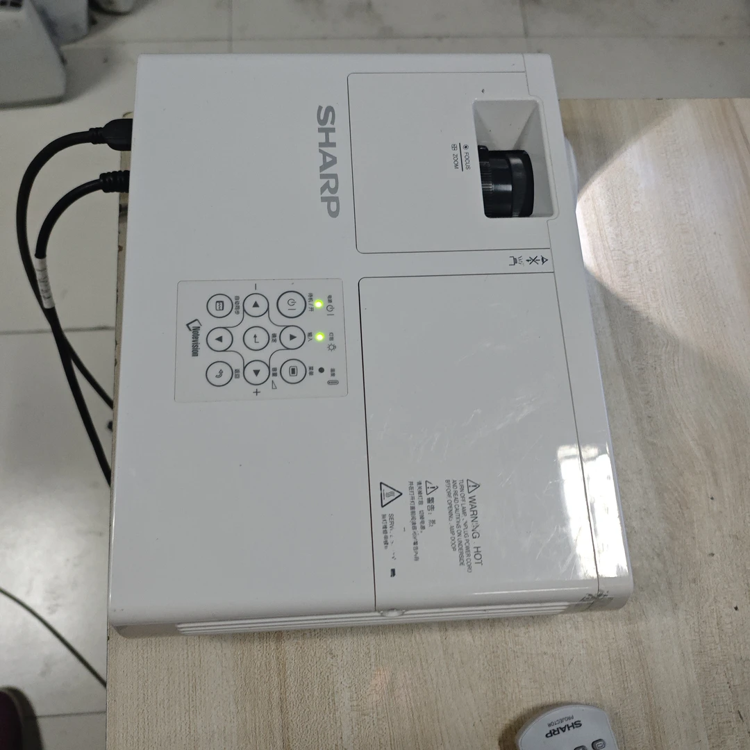 高清长焦投影仪运费到付