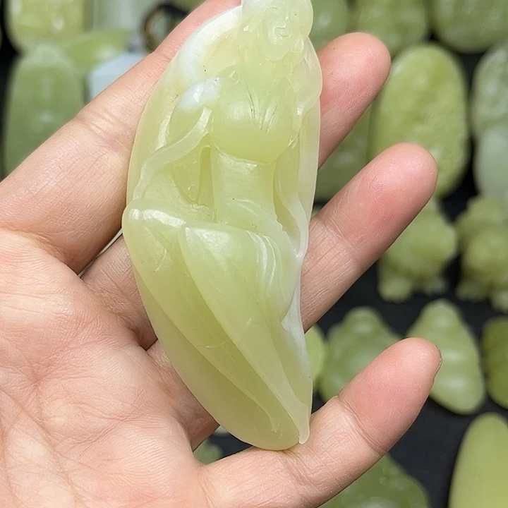 和田玉（糖玉）未镶嵌颈饰