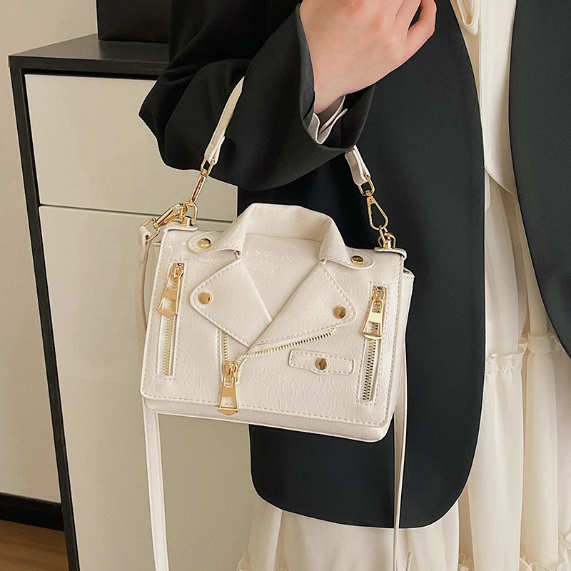 个性小衣服包2025新款时尚小众质感文艺女单肩斜挎包百搭洋气女士