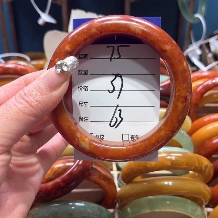 蛇纹石玉手镯未镶嵌鑫*