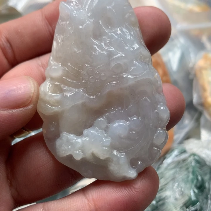 翡翠未镶嵌颈饰保真天然a货翡翠