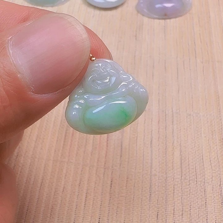 翡翠未镶嵌颈饰111111111111